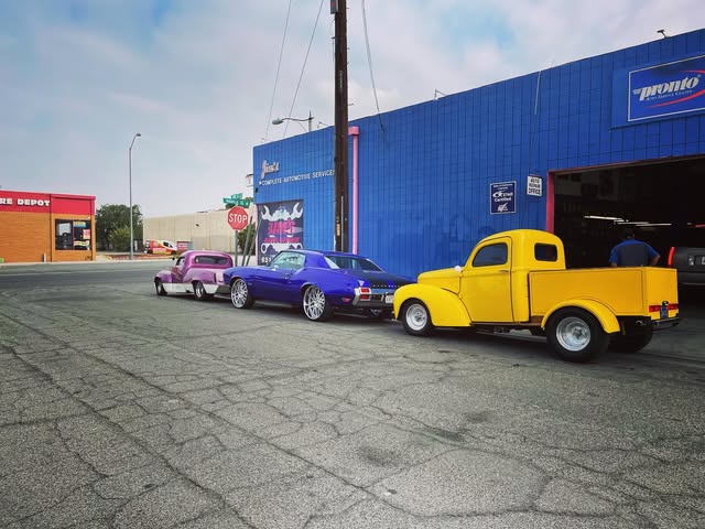 Classic cars outside Jim’s Auto Repair